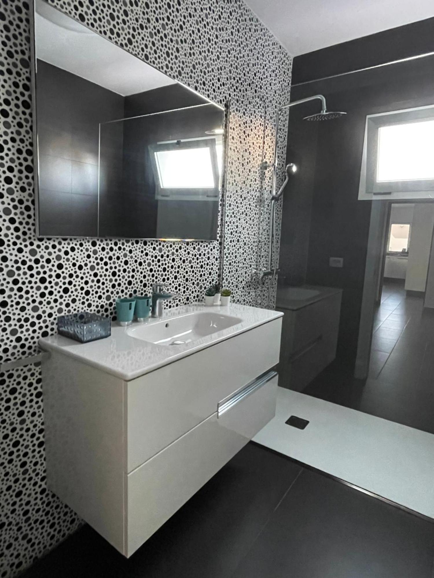 Villa Grey By Vulcano Homes Tahiche Esterno foto